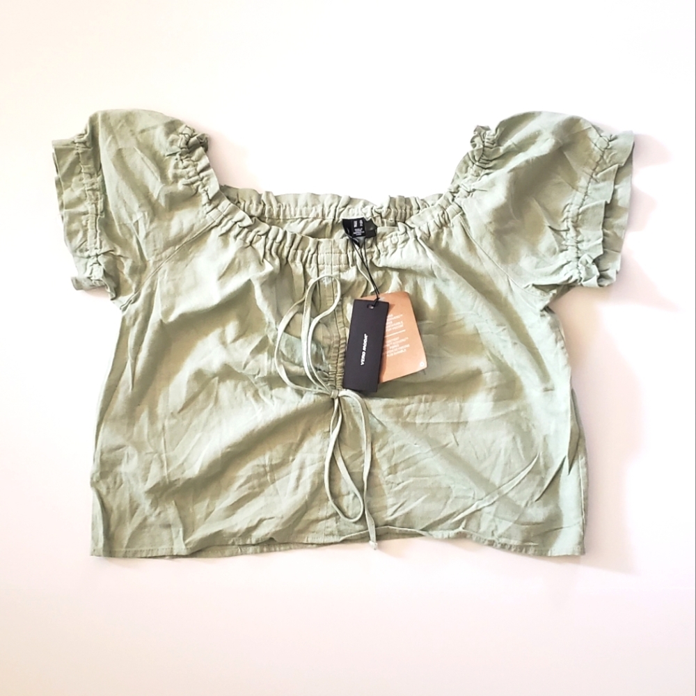 VERO MODA Off the Shoulder Cropped Woven Top